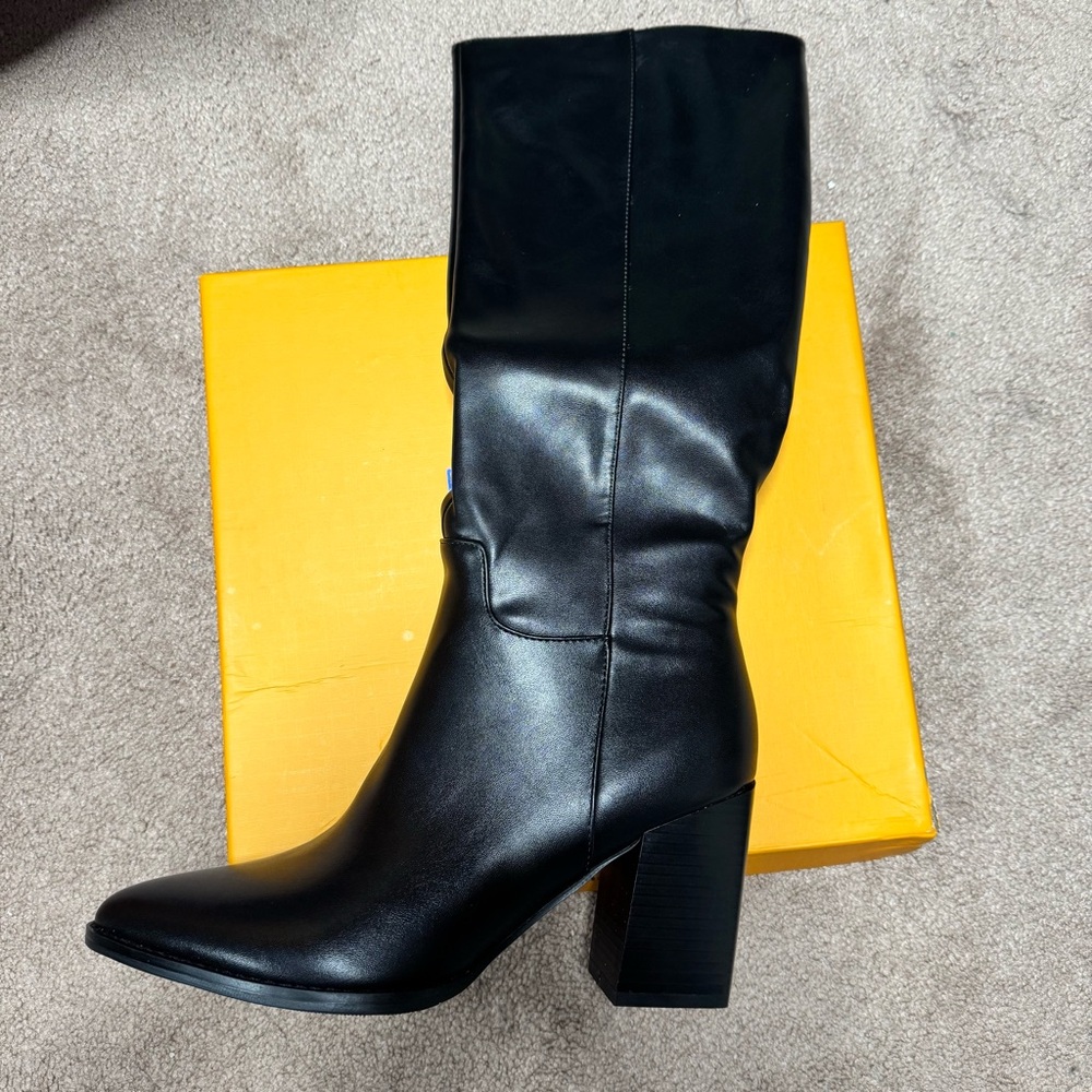 Elegant Black Leather Knee-High Boots